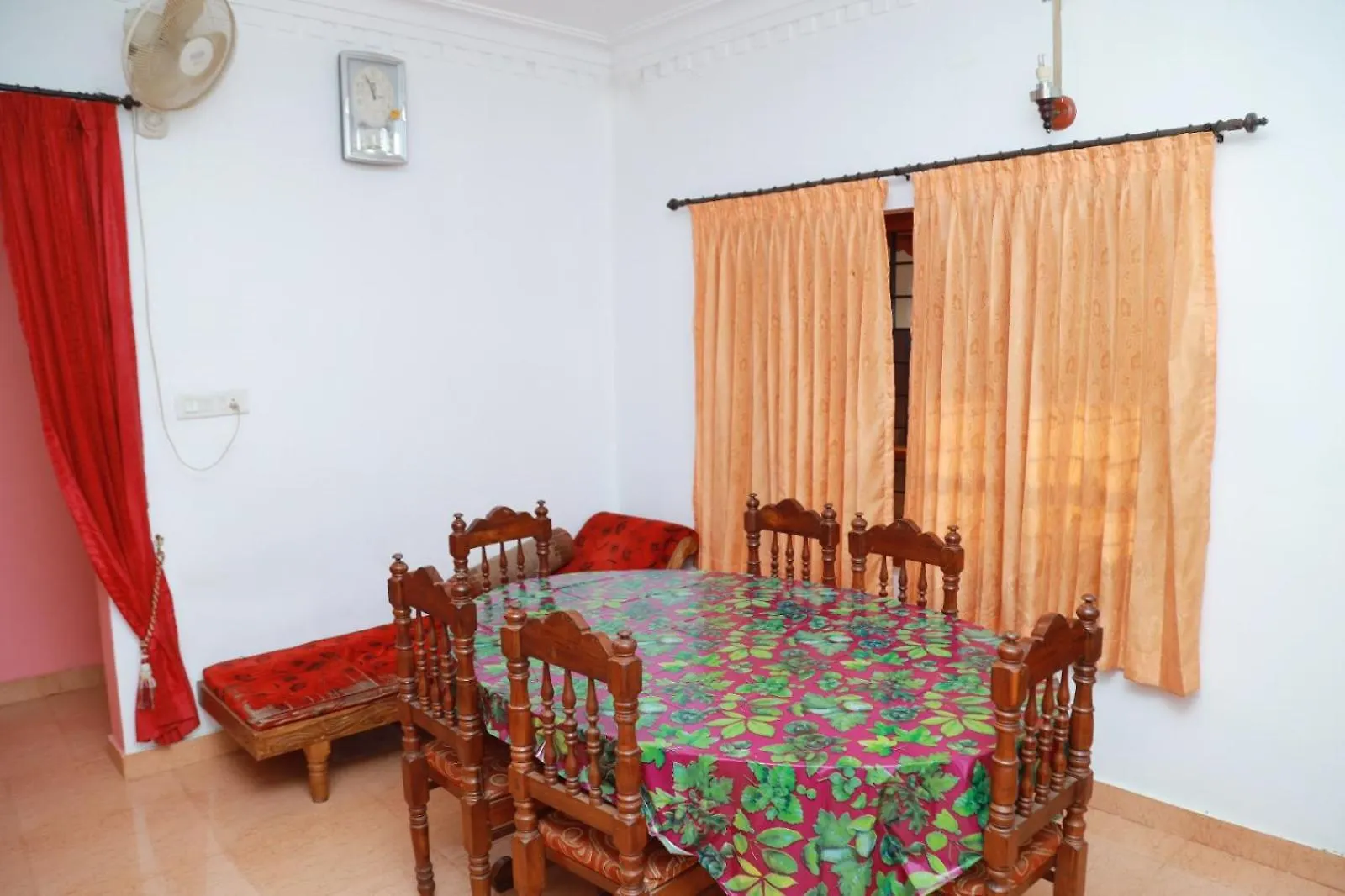 Ponpara Home Stay Mananthavady Holiday home