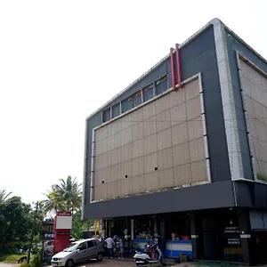 Oyo 4678 Greens Residency Hotel
