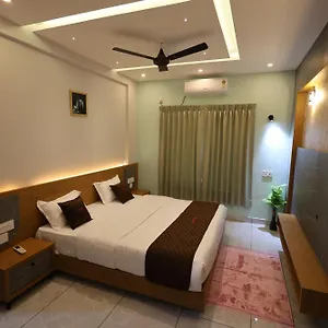 Riders Den Hotel
